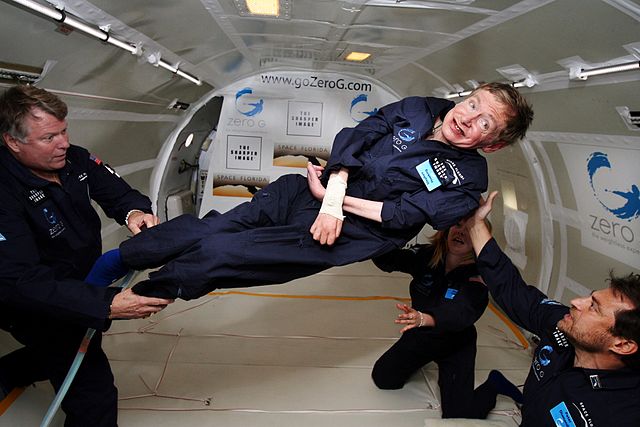 Stephen Hawking en gravedad cero.